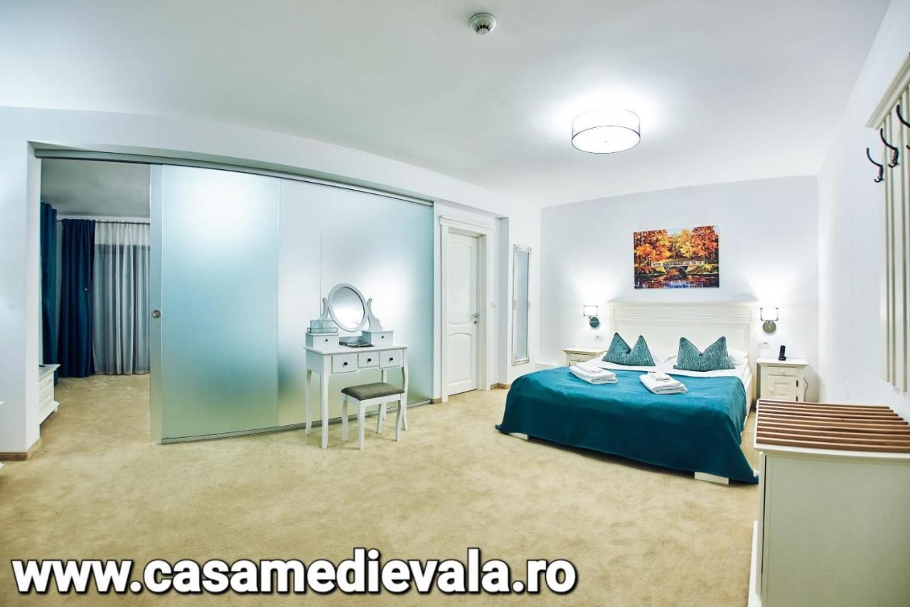 Boutique Hotel Casa Medievala Curtea de Argeş エクステリア 写真